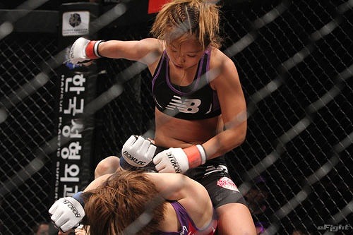 韓国女子格闘家、ソン・ガヨンセクシー画像24